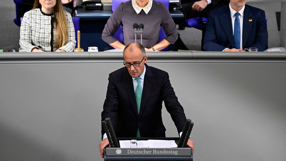 Merz verteidigt Ukraine-Hilfe und fordert Reformen bei den Sozialsystemen