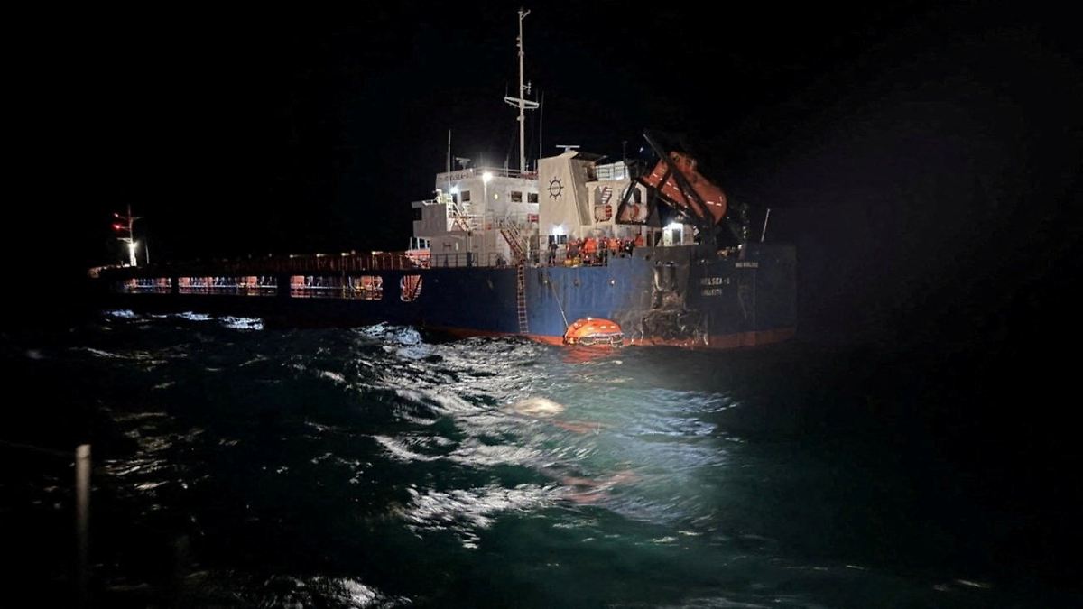 Drohnenangriff vor Rumänien: Zwei Tanker brennen, sieben Seeleute vermisst