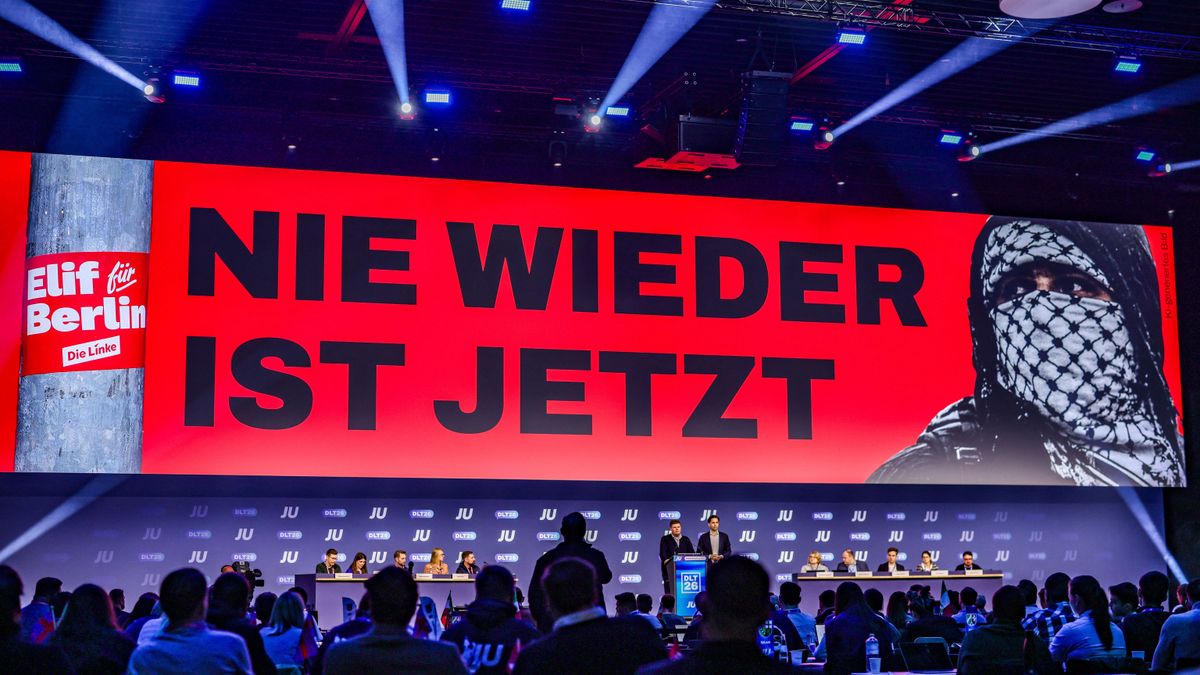 Umstrittenes Banner bringt Junge Union beim Deutschlandtag in Bonn in die Kritik